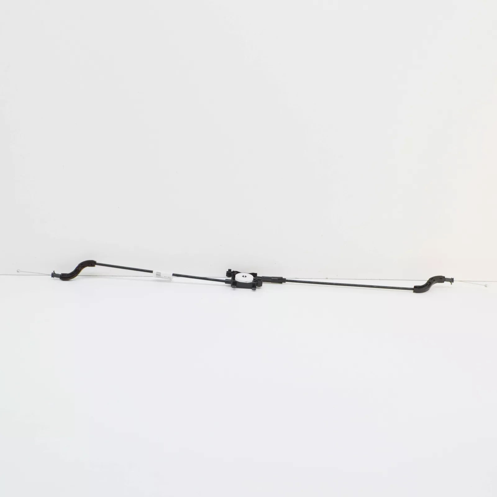 NEW AUDI Q2 GA CENTER BONNET LOCK CABLE 81A823531 ORIGINAL