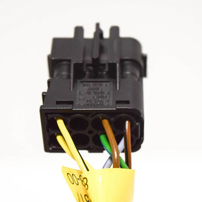 NEW BMW 5 E39 REAR LEFT LIGHT ADAPTER 63120025517 0025517 ORIGINAL