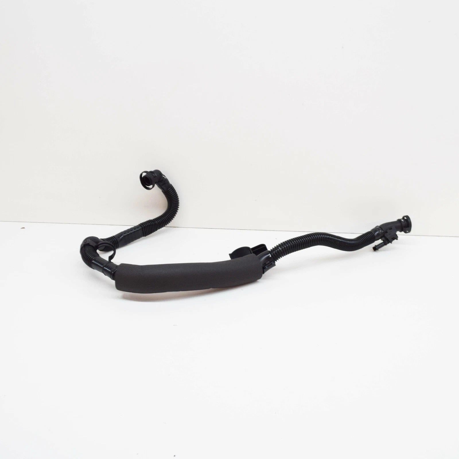 NEW VW PASSAT B8 SECONDARY AIR INJECTION PUMP HOSE 5C0131128E