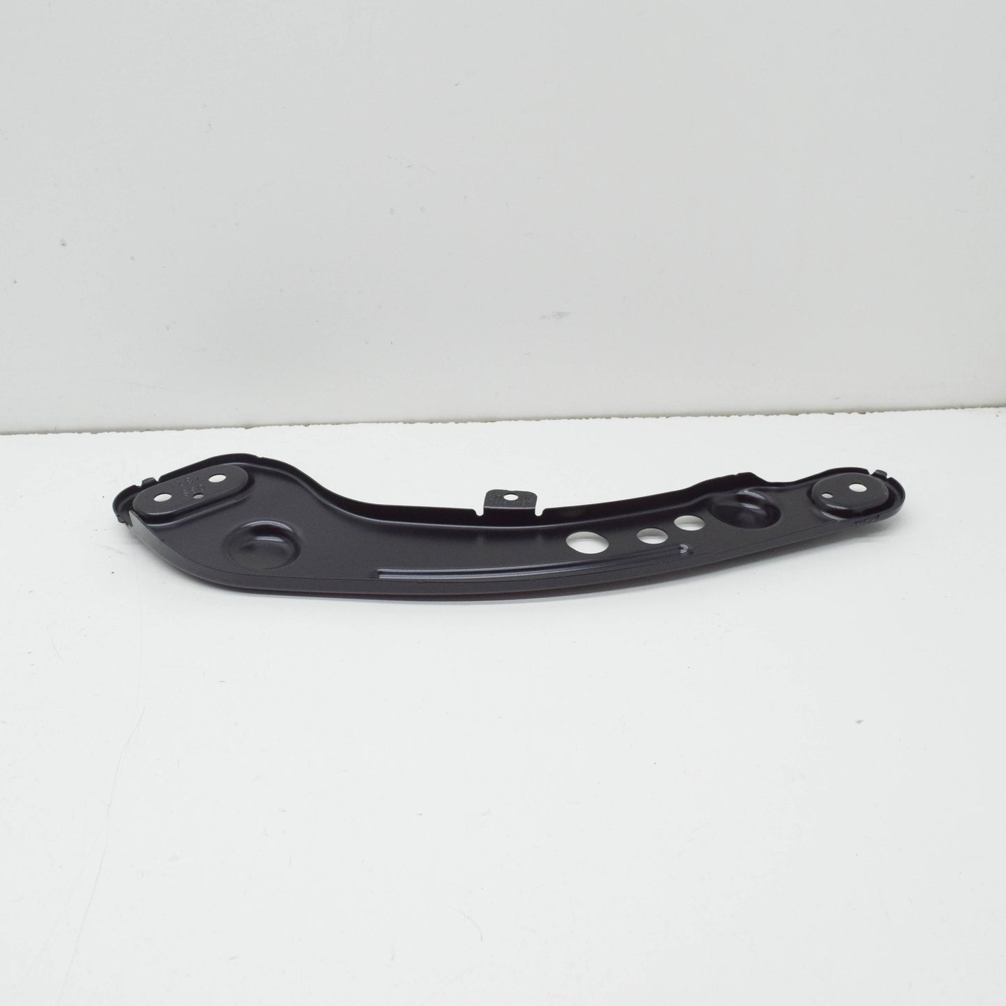NEW VOLKSWAGEN T-ROC A11 RIGHT HEADLIGHT BRACKET MOUNT 2GA805932A ORIGINAL