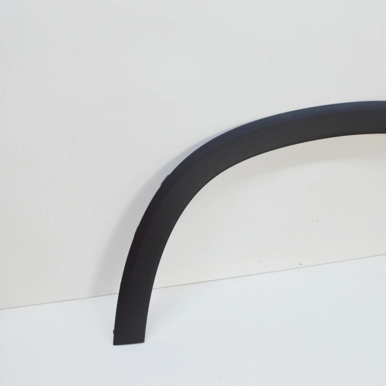 NEW MB GLE W167 FRONT LEFT WHEEL FENDER FLARE MOULDING A1678850100 ORIGINAL