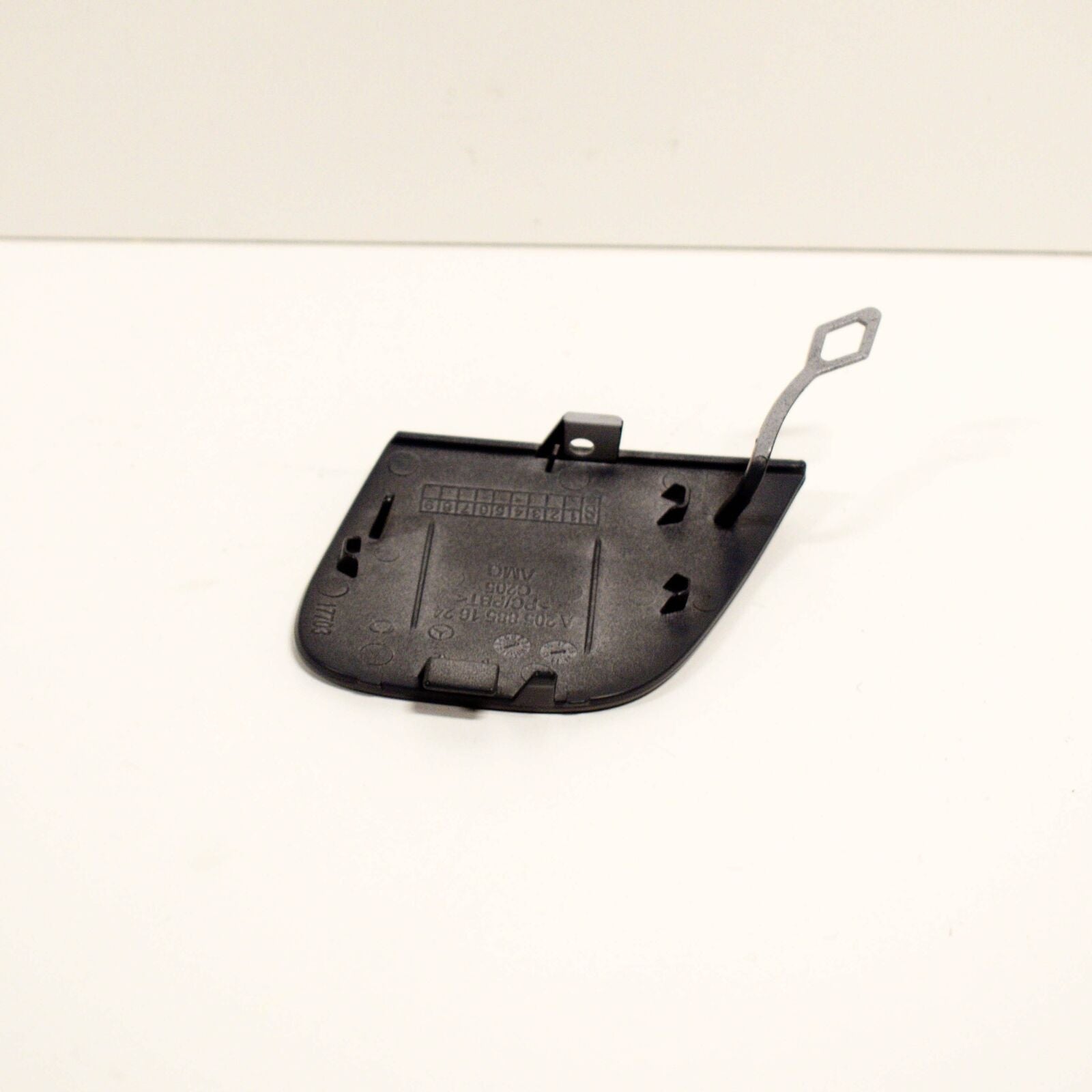 NEW MERCEDES BENZ C W205 REAR TOW HOOK EYE CAP COVER AMG A20588516249999