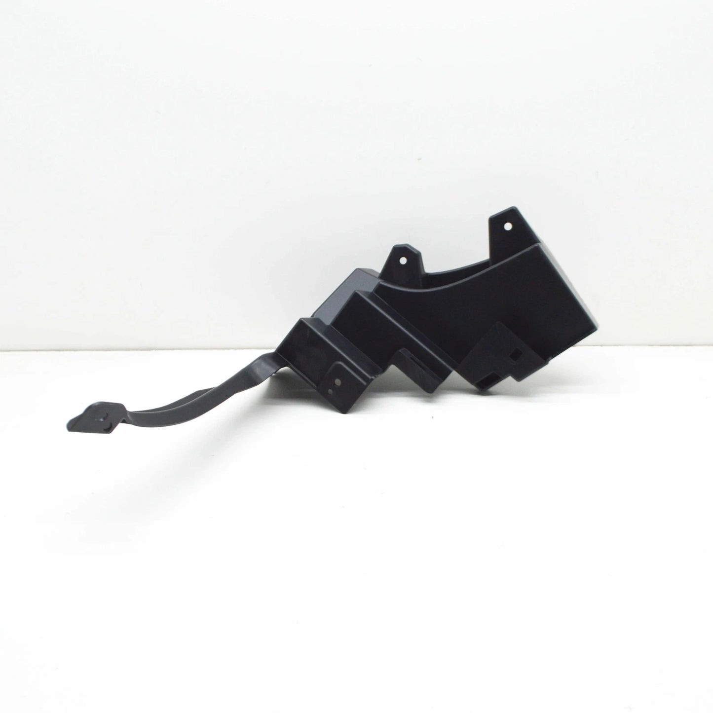 NEW MERCEDES-BENZ GLE W166 FRONT BUMPER RIGHT COVER A1668852624