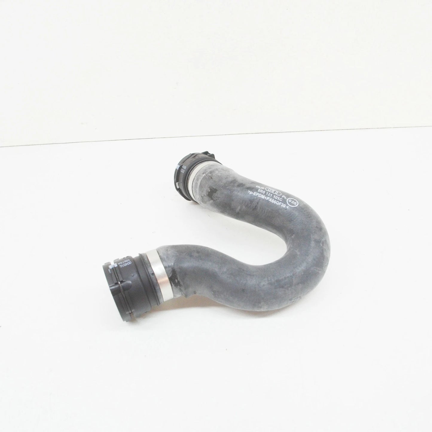 NEW AUDI Q5 8R RADIATOR COOLANT UPPER HOSE 8R0121101C
