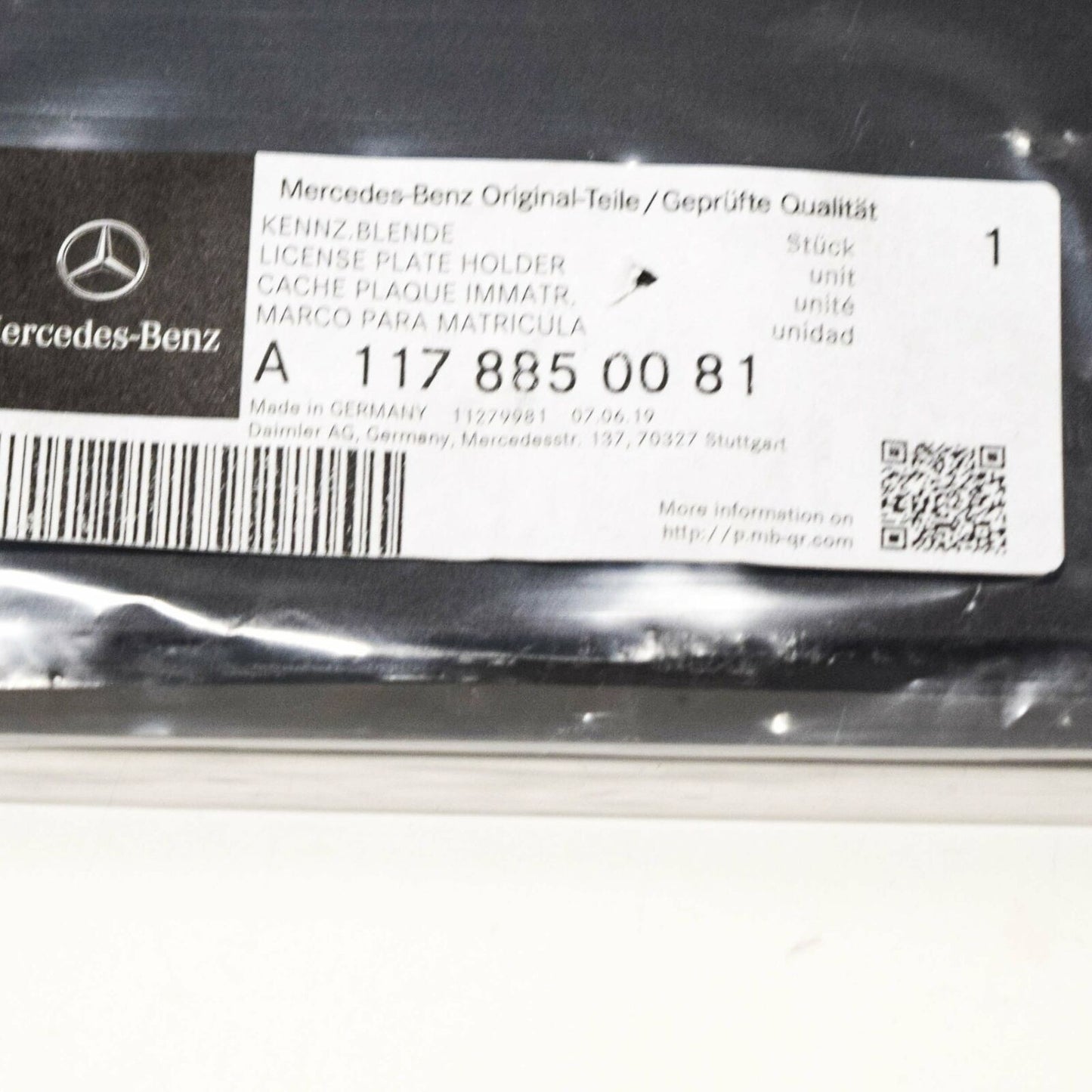 NEW MB CLA W117 FRONT BUMPER LICENSE PLATE BRACKET A1178850081 ORIGINAL