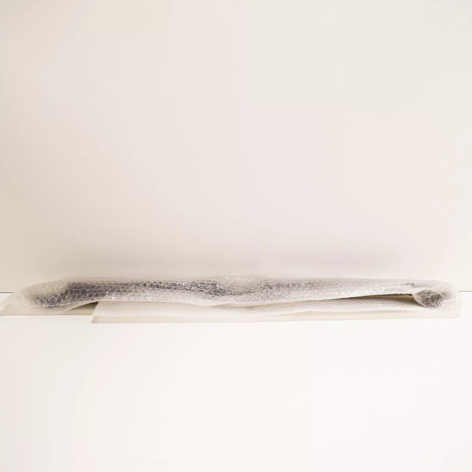 NEW MB GLC X253 FRONT GRILLE AIR GUIDE UPPER SUPPORT A2538801401 ORIGINAL