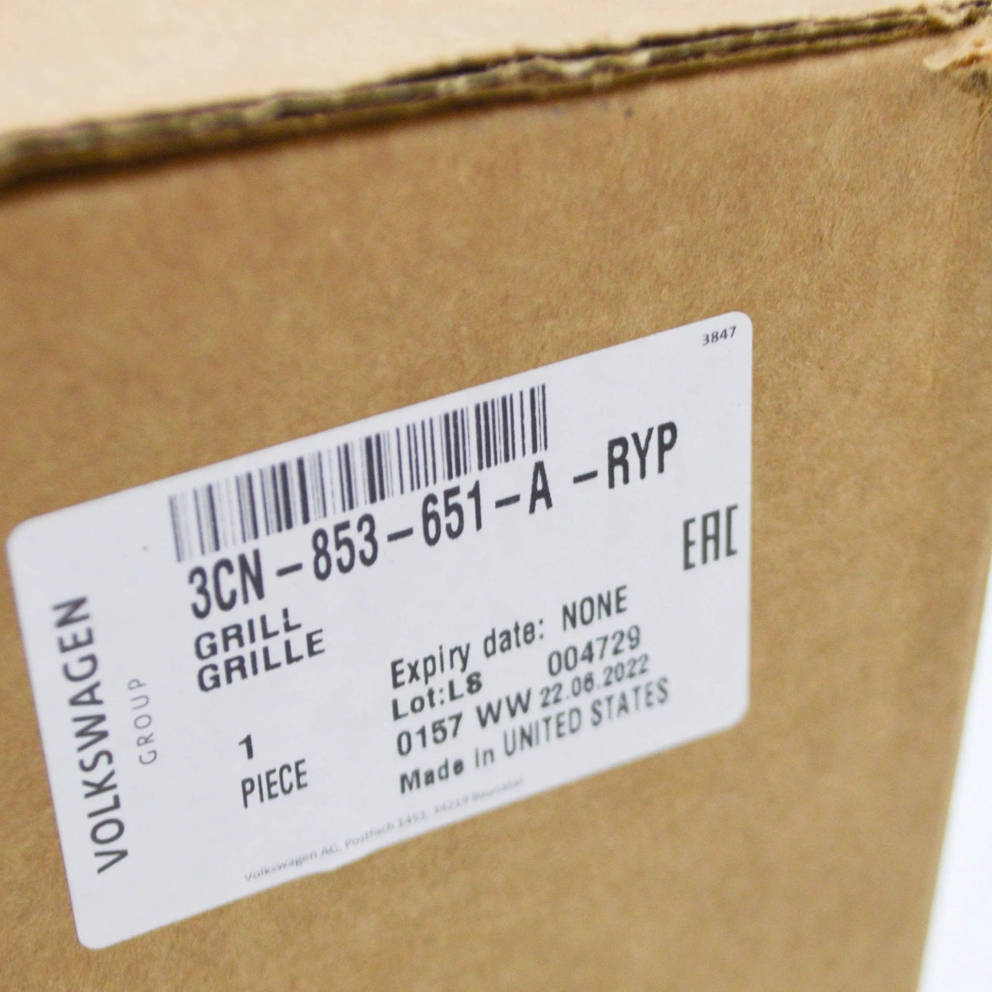 NEW VWOLKSWAGEN TERAMONT RADIATOR GRILLE 3CN853651ARYP ORIGINAL
