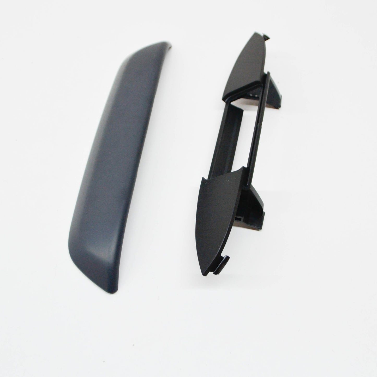 new ford grand c-max mk2 tailgate handle lower cover 1705156 original