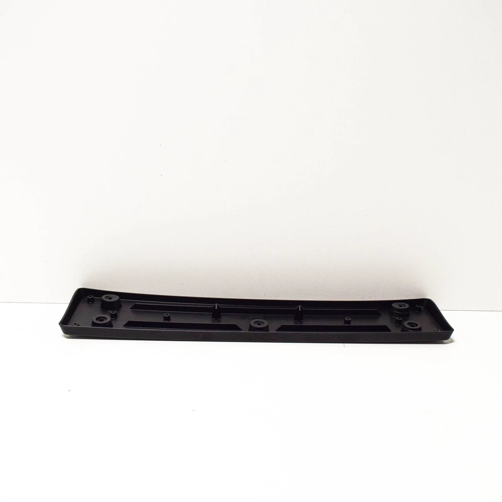 NEW BMW 1 F20 FRONT BUMPER LICENSE PLATE HOLDER 51137383756 7383756 2015