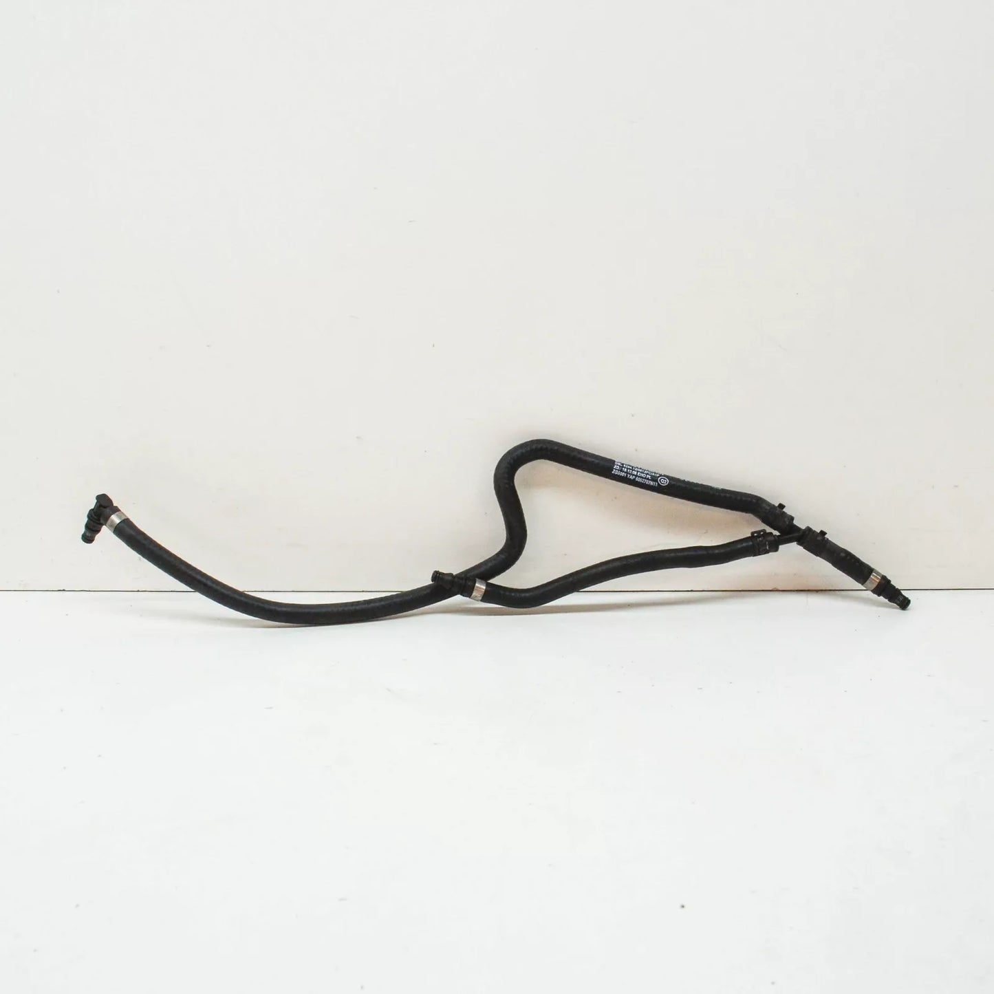 NEW MERCEDES-BENZ C W204 AMG VENTILATION PIPE A2045000372 ORIGINAL