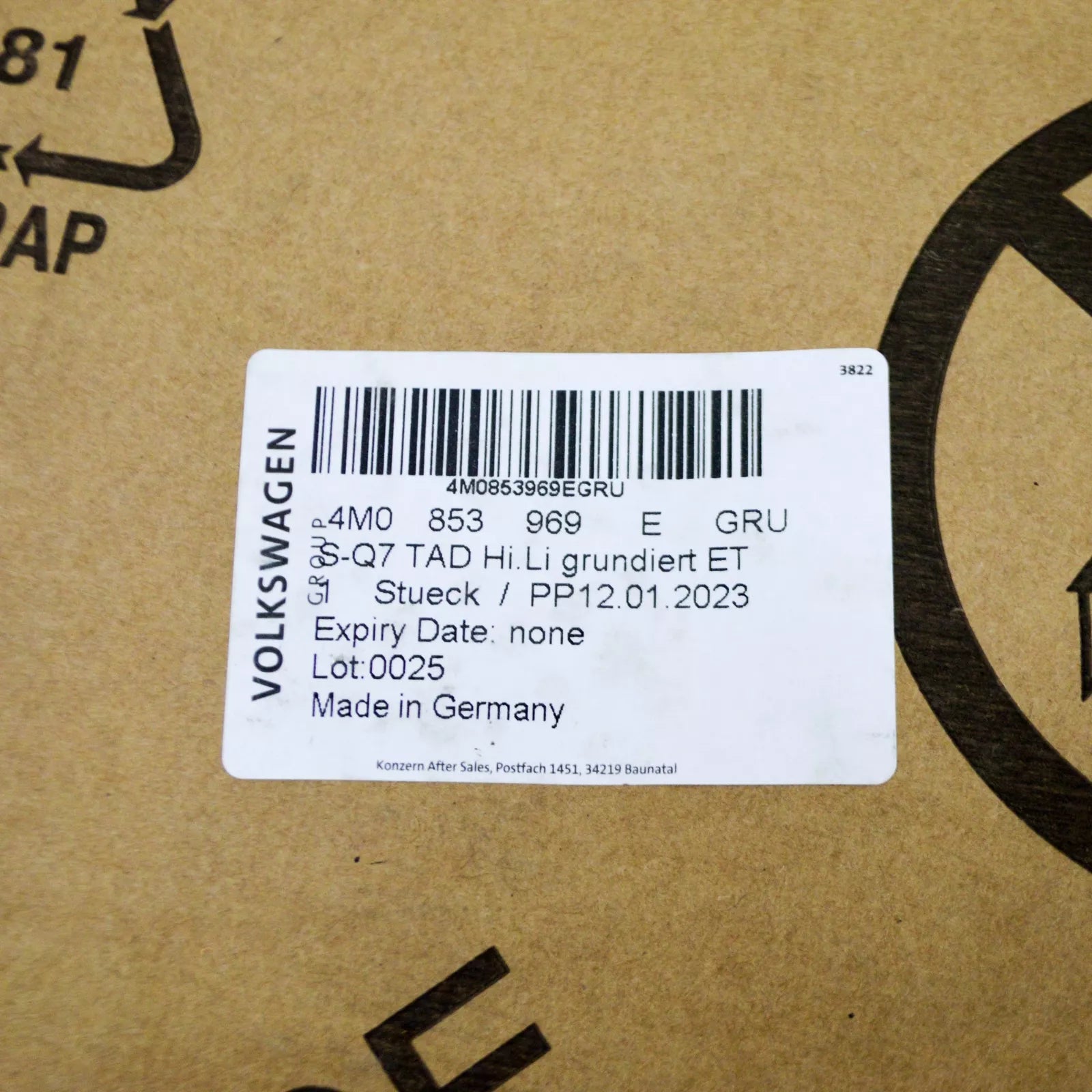 NEW AUDI Q7 4M MK2 REAR DOOR LOWER MOLDING 4M0853969EGRU ORIGINAL