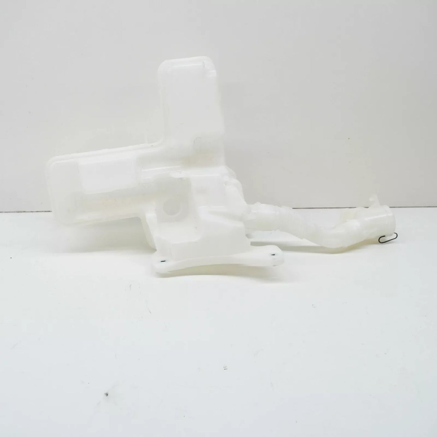 NEW VOLKSWAGEN ARTEON 3H7 WINDSHIELD WASHER RESERVOIR TANK 3G8955453J ORIGINAL