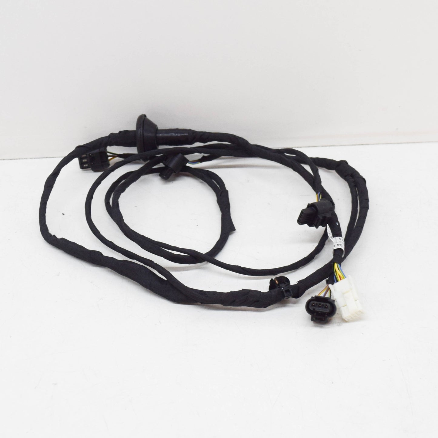 NEW MERCEDES-BENZ C W204 REAR BUMPER PARKTRONIC WIRING A2075403434 ORIGINAL