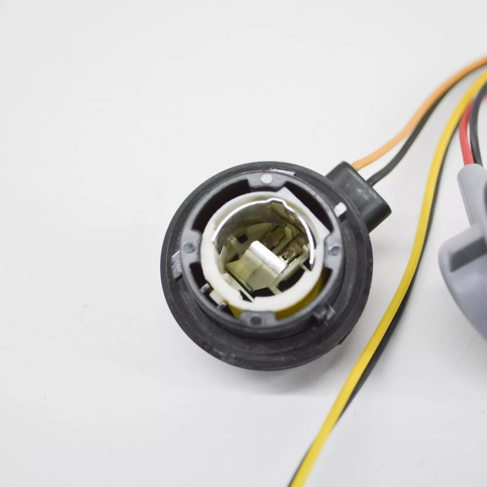 NEW AUDI A5 8T3 REAR OUTER LAMP BULB CARRIER WITH CABLES 8T0945221 ORIGINAL