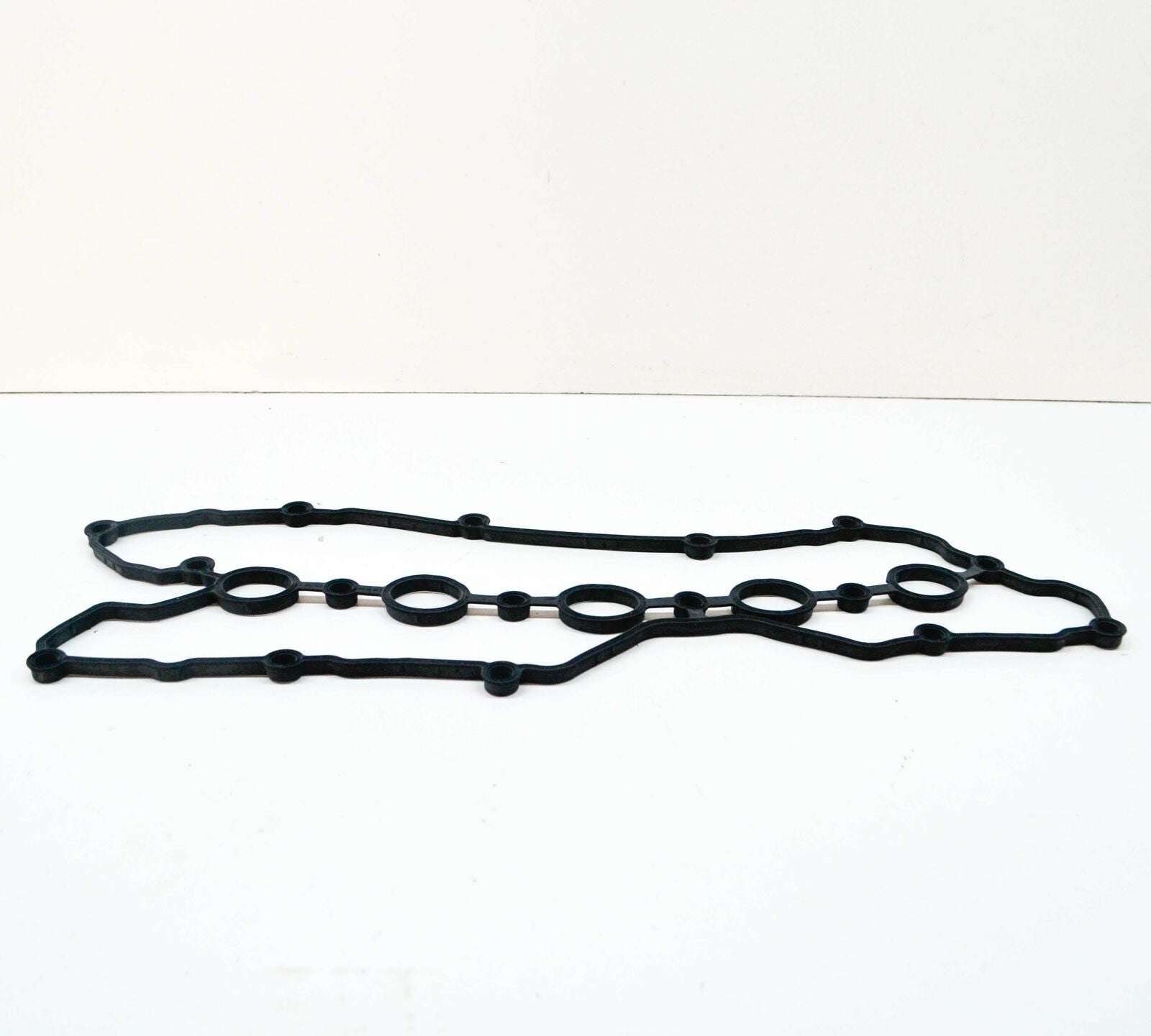 NEW AUDI A6 C6 RIGHT VALVE COVER GASKET 07L103484F ORIGINAL