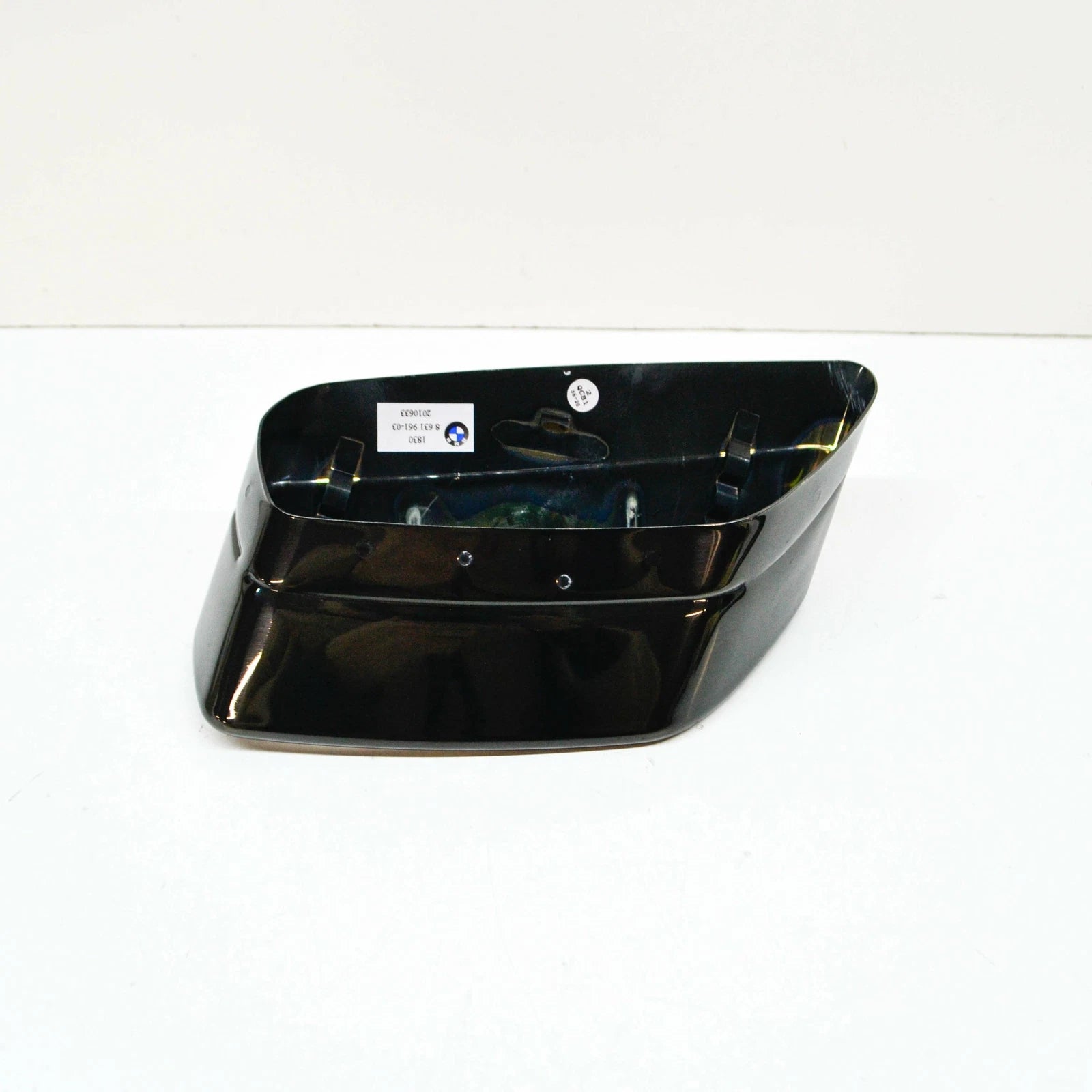 NEW BMW 5 G30 REAR RIGHT EXHAUST PIPE TIP 18308631961 ORIGINAL