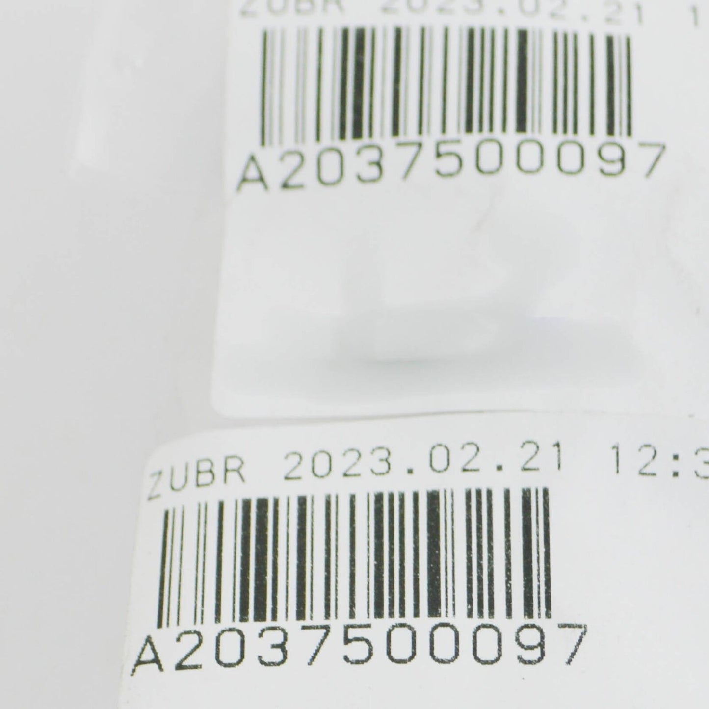 NEW MERCEDES-BENZ C W203 TRUNK LID TOP SIDE BUFFER A2037500097 ORIGINAL