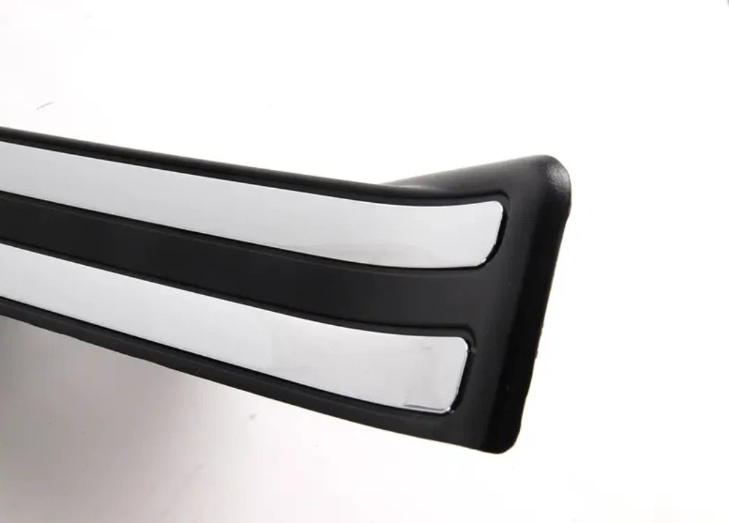 NEW BMW 3 E46 REAR RIGHT ENTRANCE DOOR SILL TRIM 8233474 51478233474 ORIGINAL