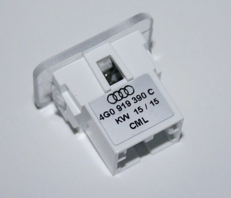 NEW AUDI Q2 FRONT FOOTWELL LED LIGHT 4G0919390C ORIGINAL