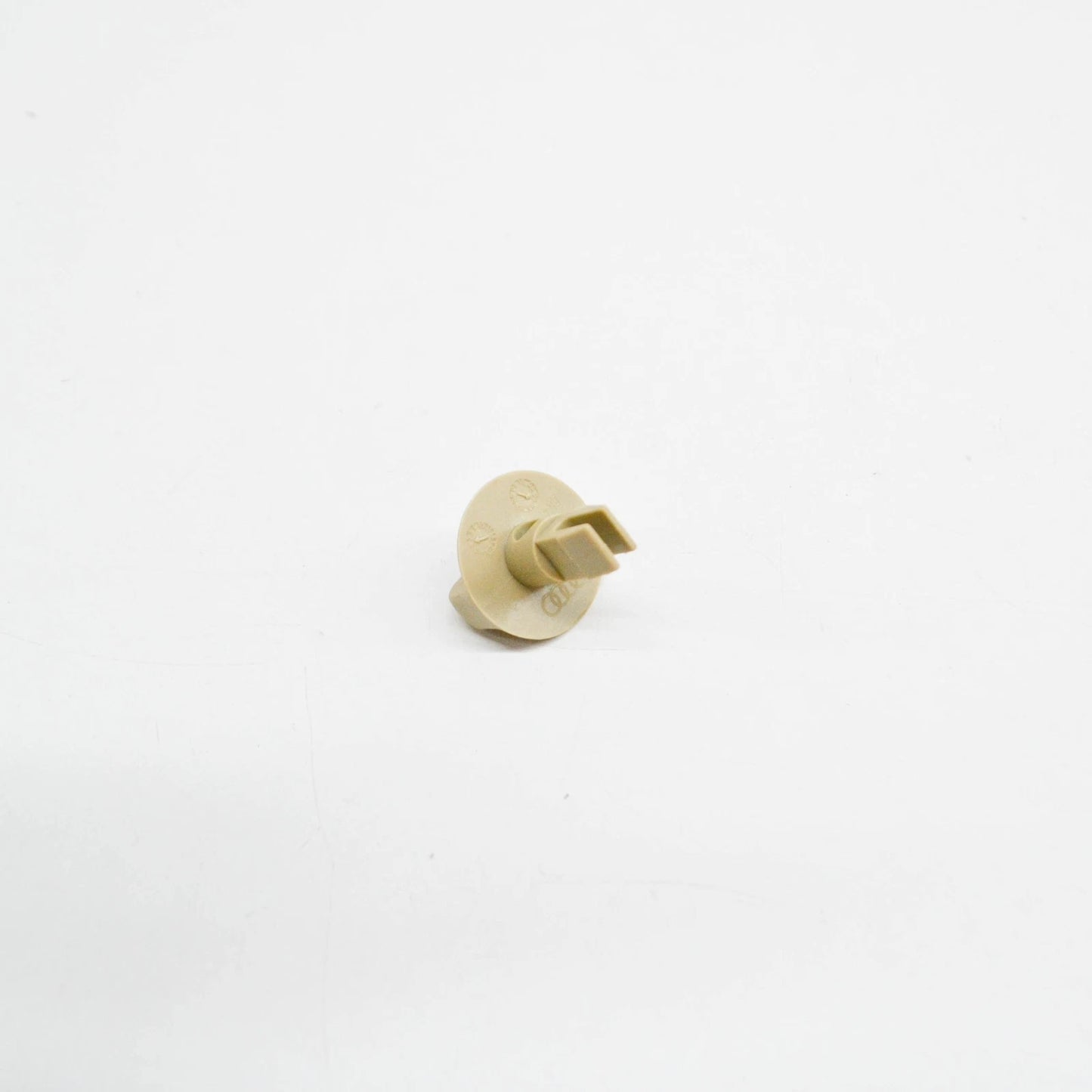 NEW AUDI A6 AVANT C5 REAR TAILGATE KNOB CAP COVER 4F98677991GK ORIGINAL