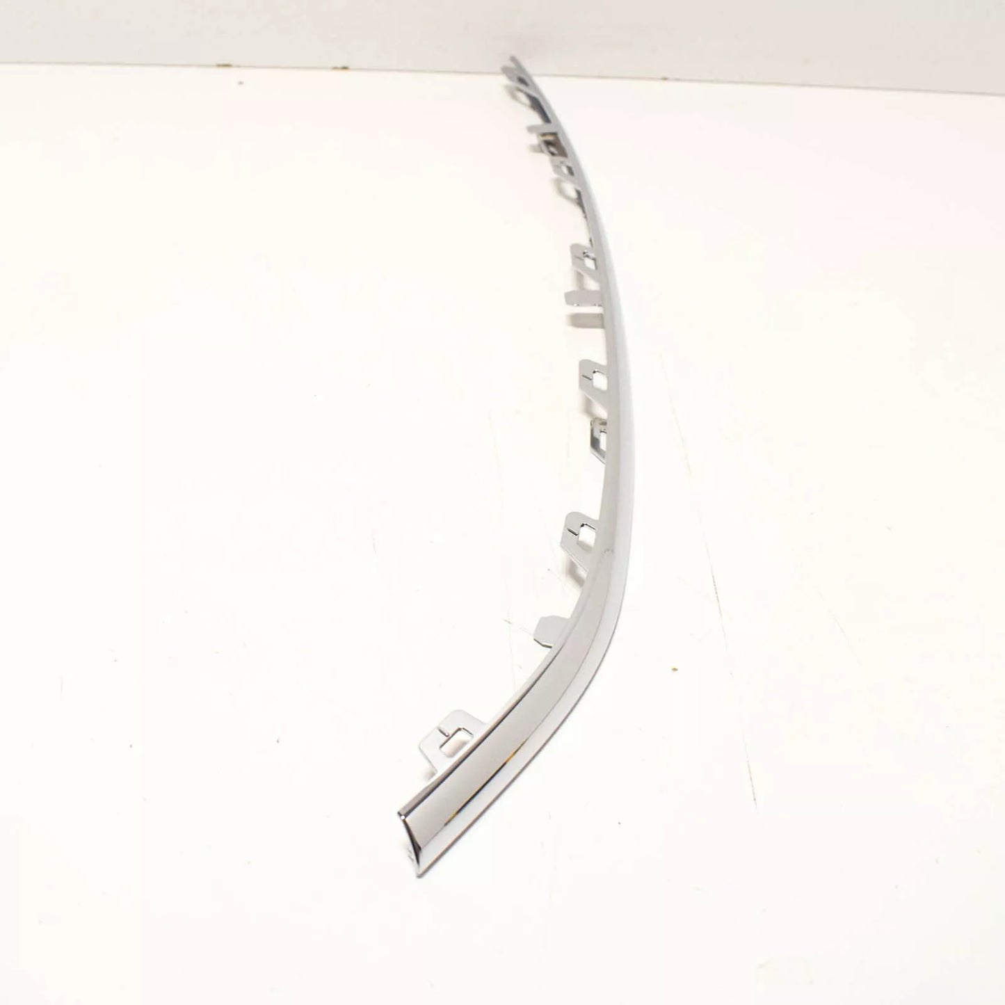 NEW VW PASSAT B7 R-LINE FRONT BUMPER LEFT VENT GRILLE TRIM 3AA853763C2ZZ