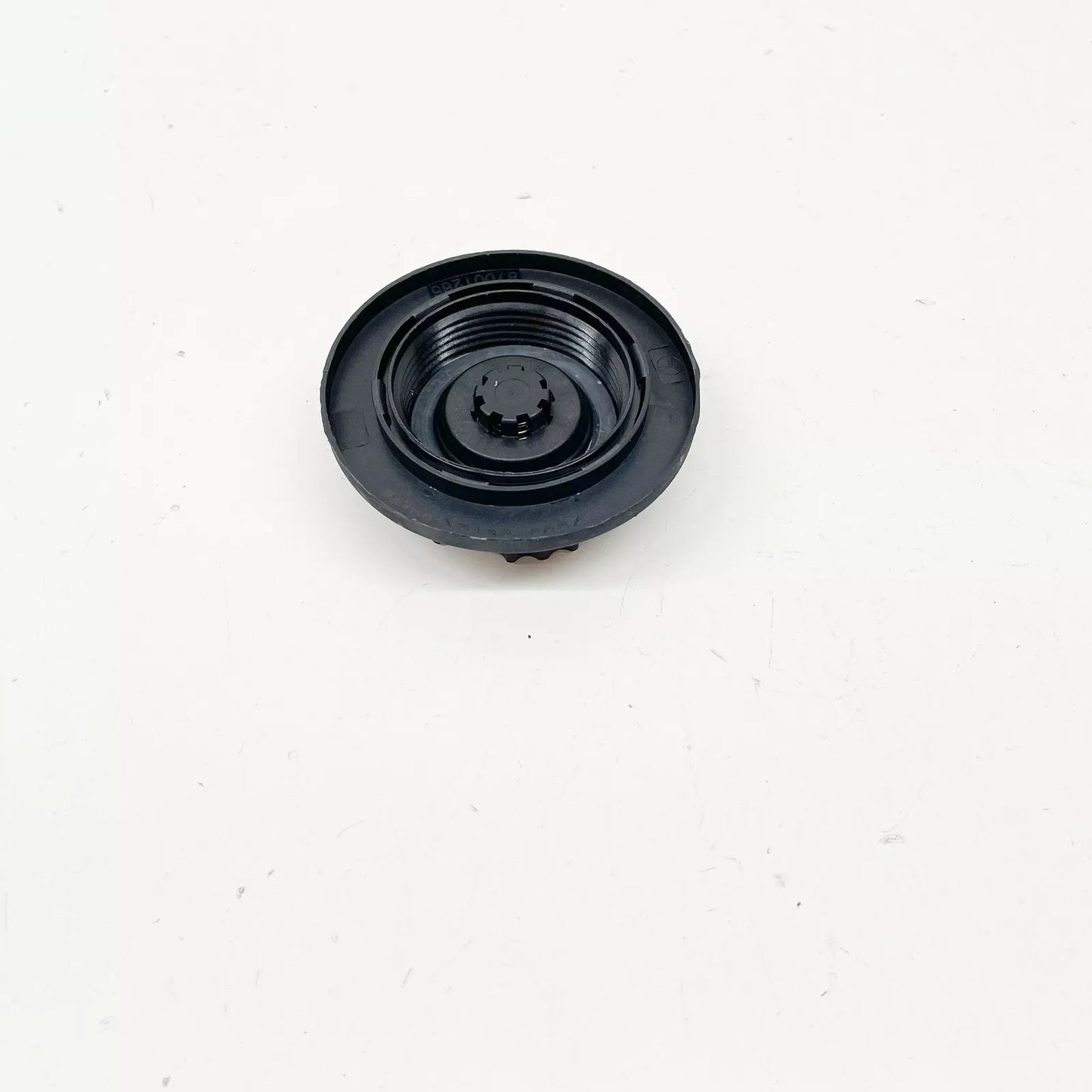 NEW MERCEDES-BENZ M-CLASS W163 RESERVOIR CAP A1635000006 ORIGINAL