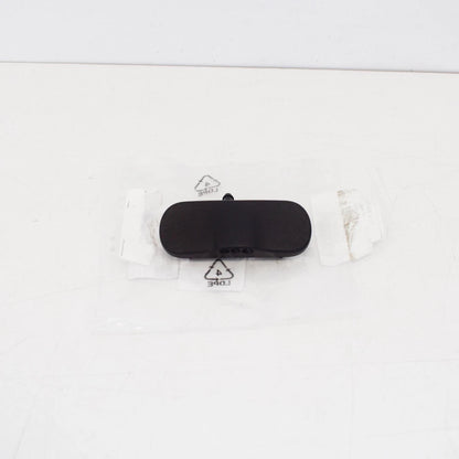 NEW AUDI Q5 8R WINDSCREEN WASHER JET 8R0955987B