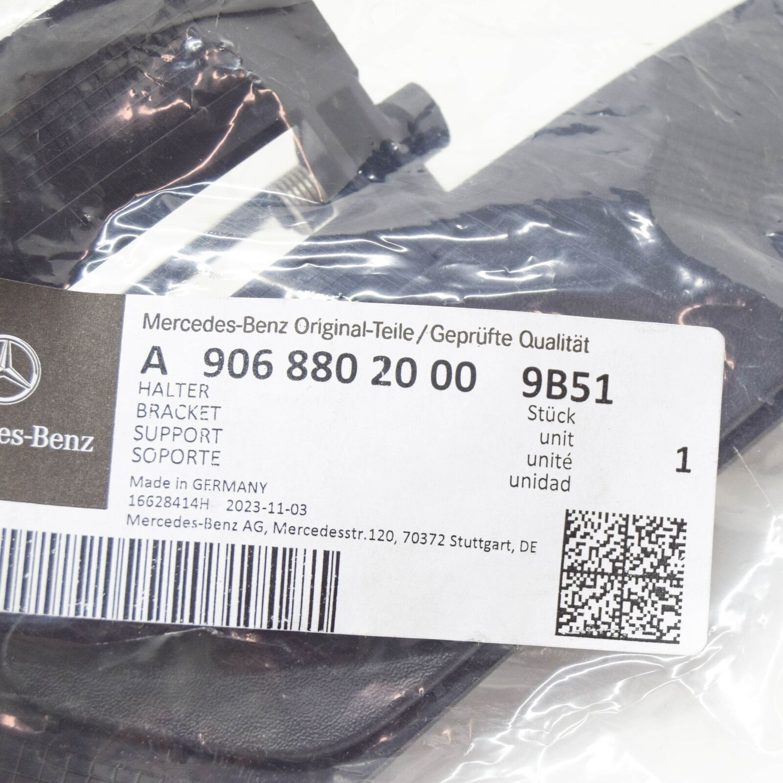 NEW MB SPRINTER 906 FRONT RIGHT HEADLIGHT WASHER COVER A90688020009B51 ORIGINAL