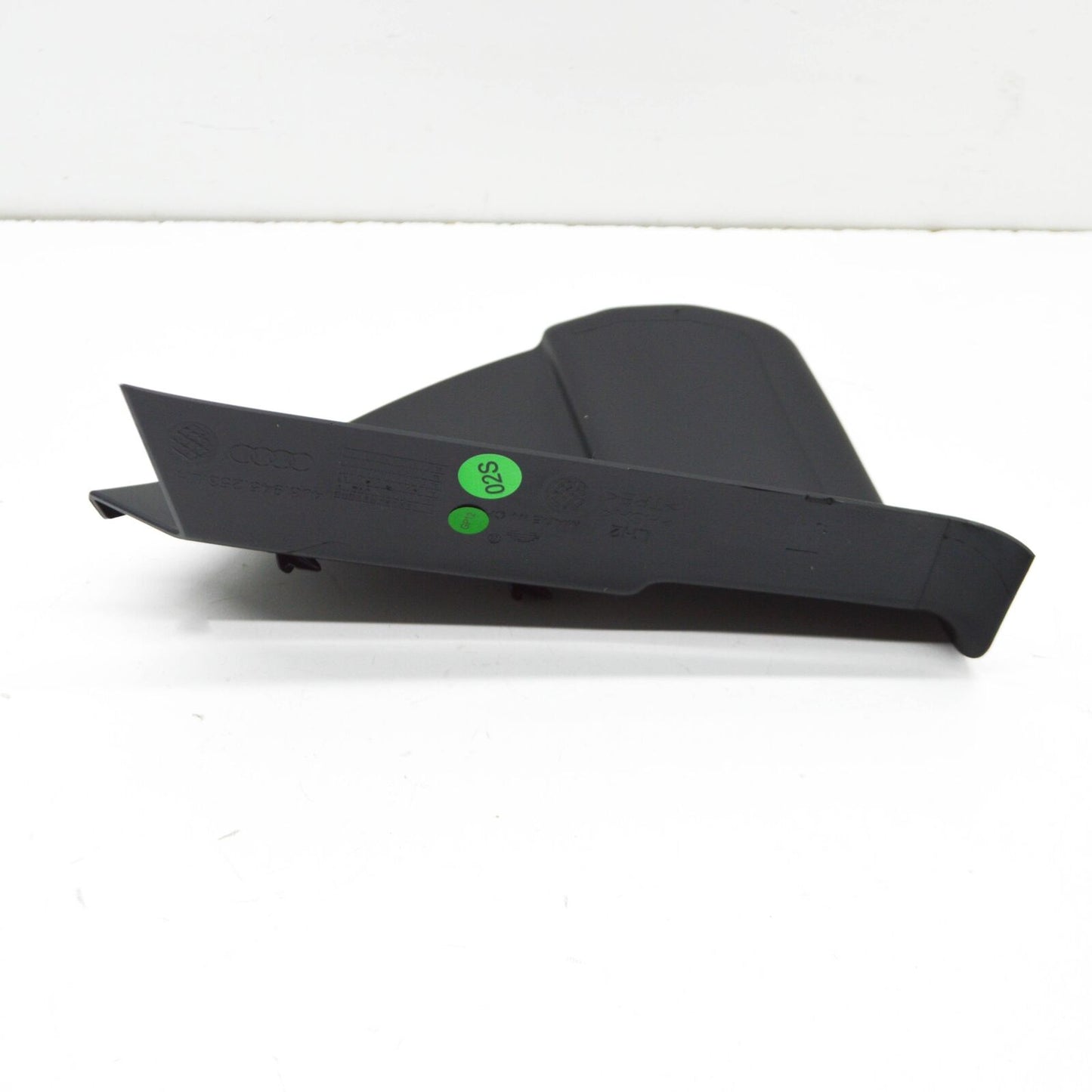 NEW AUDI E-TRON GT REAR LEFT TAILLIGHT TRIM 4J3945253 ORIGINAL