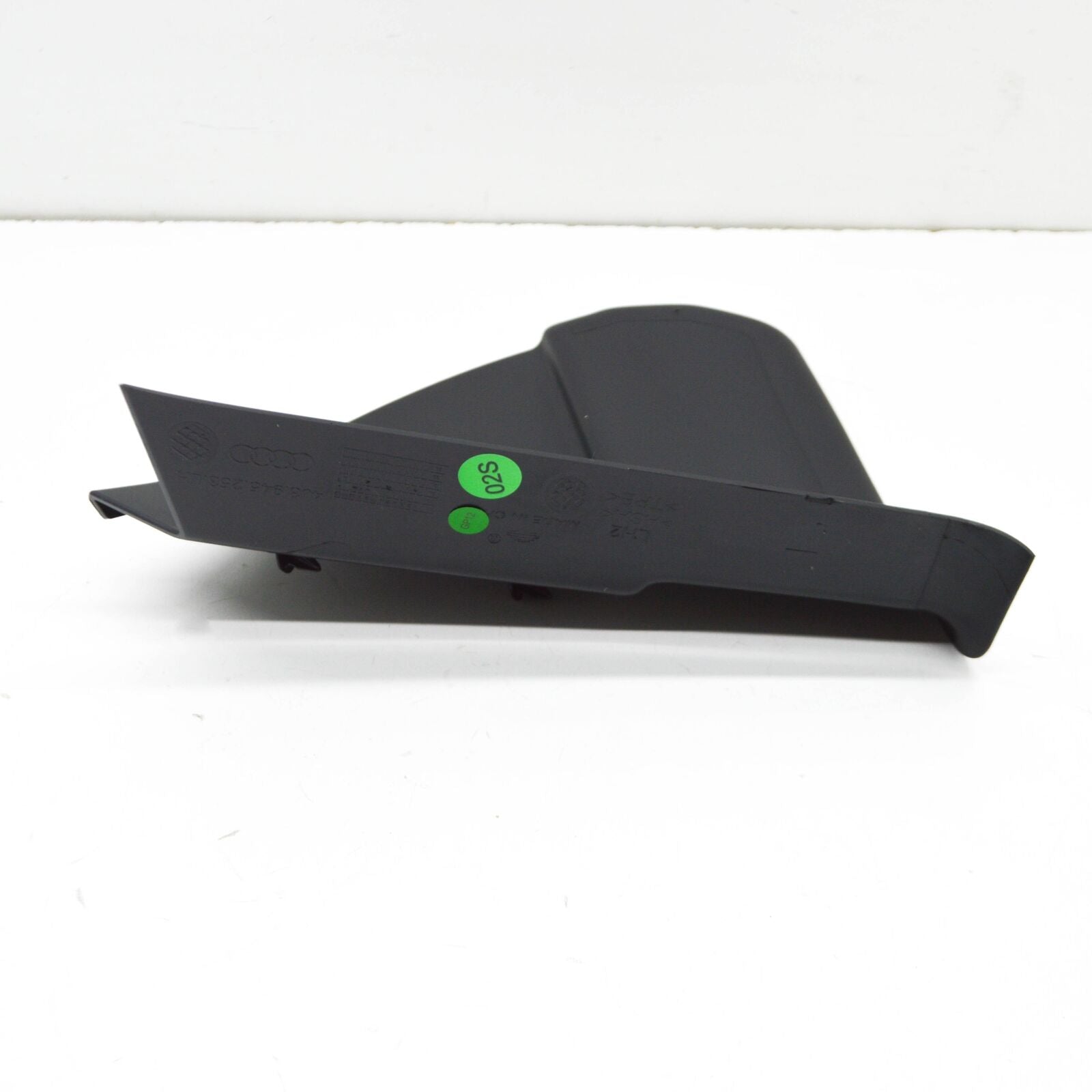 NEW AUDI E-TRON GT REAR LEFT TAILLIGHT TRIM 4J3945253 ORIGINAL