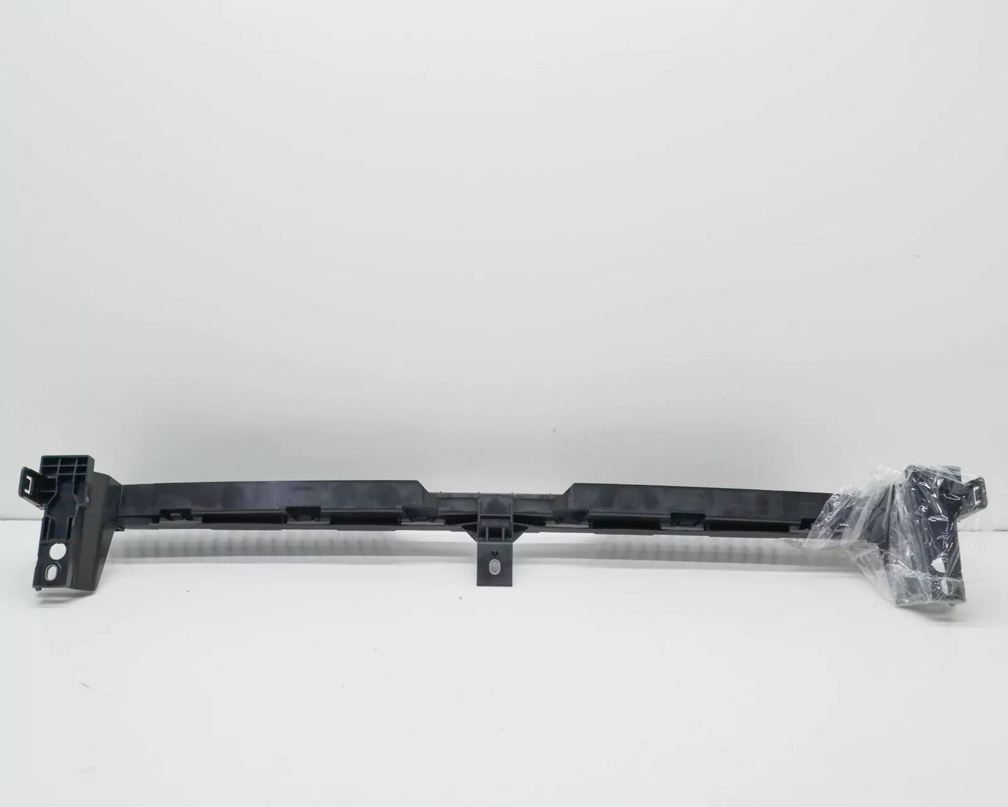 NEW VOLKSWAGEN TIGUAN AD FRONT BUMPER CENTER GUIDE SECTION 5NA805705N