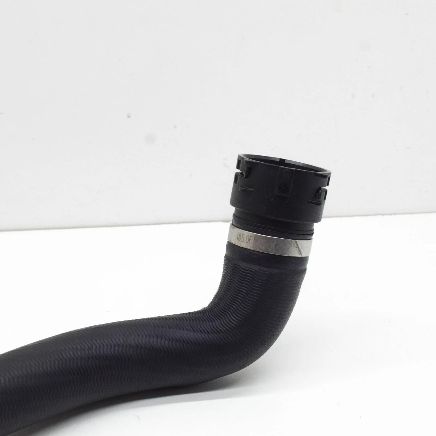 NEW MERCEDES-BENZ C W205 LEFT SIDE RADIATOR COOLANT HOSE A2055019101 ORIGINAL