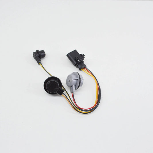 NEW AUDI A5 8T3 REAR OUTER LAMP BULB CARRIER WITH CABLES 8T0945221 ORIGINAL