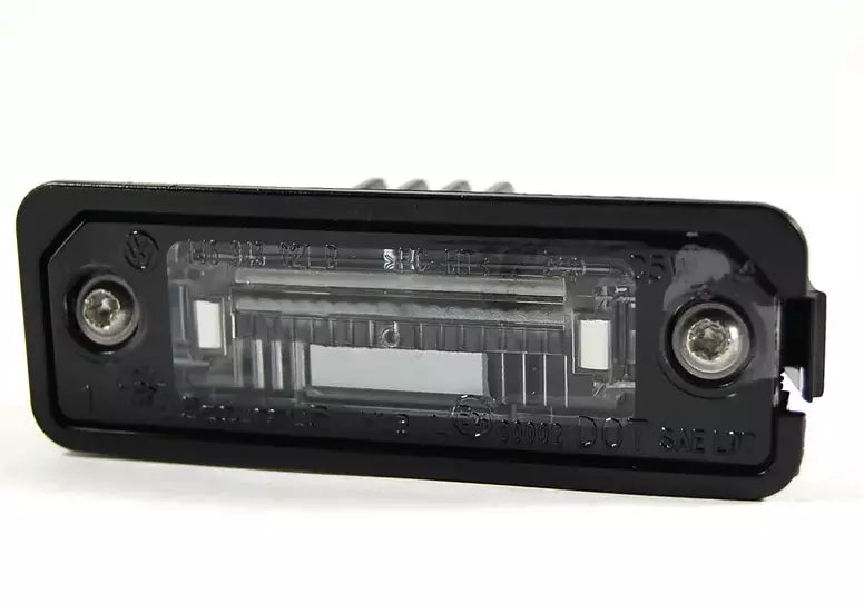 NEW VOLKSWAGEN EOS REAR LICENSE PLATE LIGHT 3D0943021A ORIGINAL