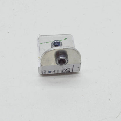 NEW BMW I3 I01 FRONT PANEL BRACKET 51647296807 7296807 ORIGINAL