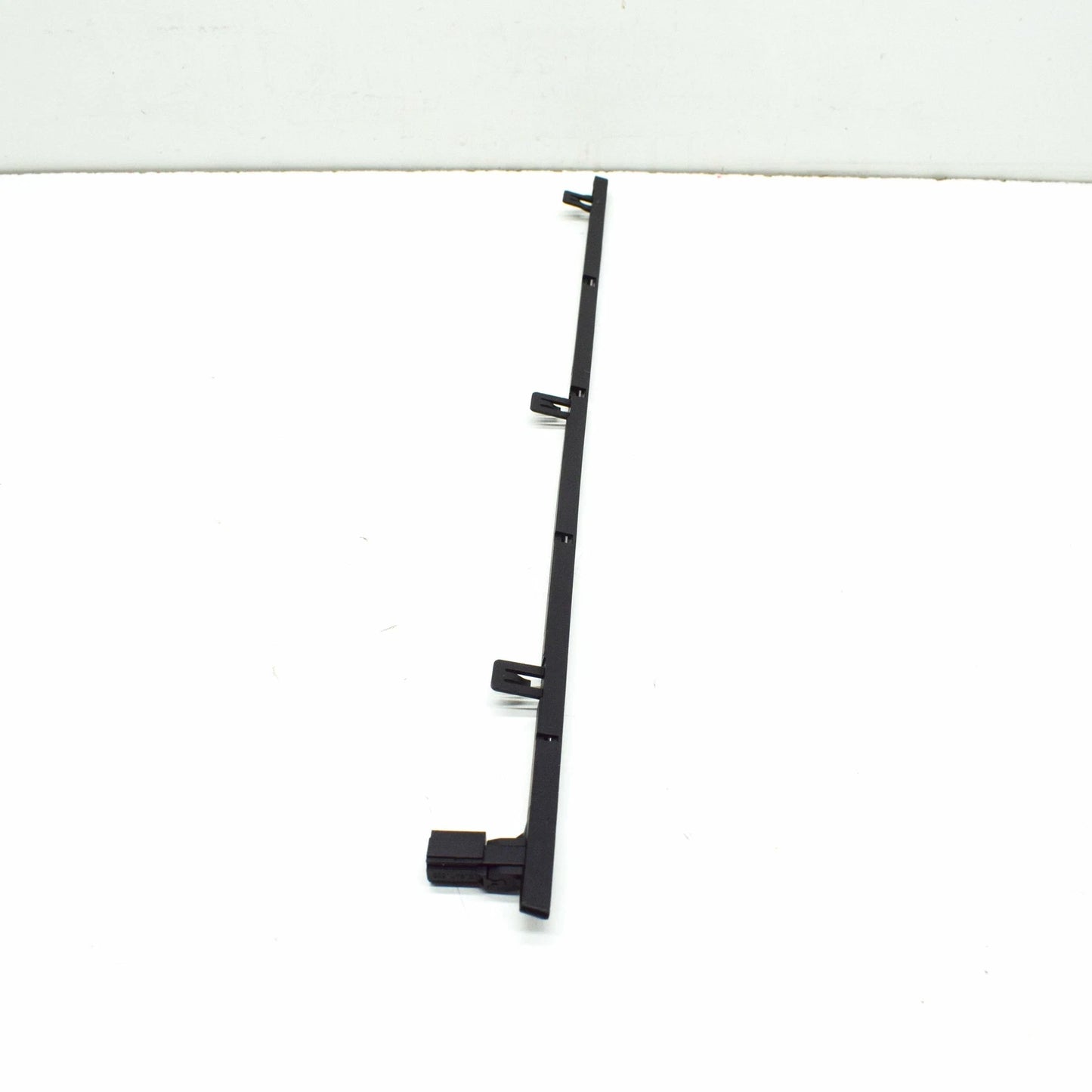 NEW AUDI Q7 4L REAR LEFT DOOR HANDLE LIGHT BAR 4L0919177