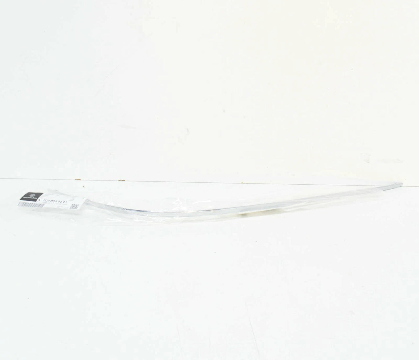 NEW MB CLK C209 FRONT LEFT BUMPER CHROME MOULDING AVANTGARDE A2098850321