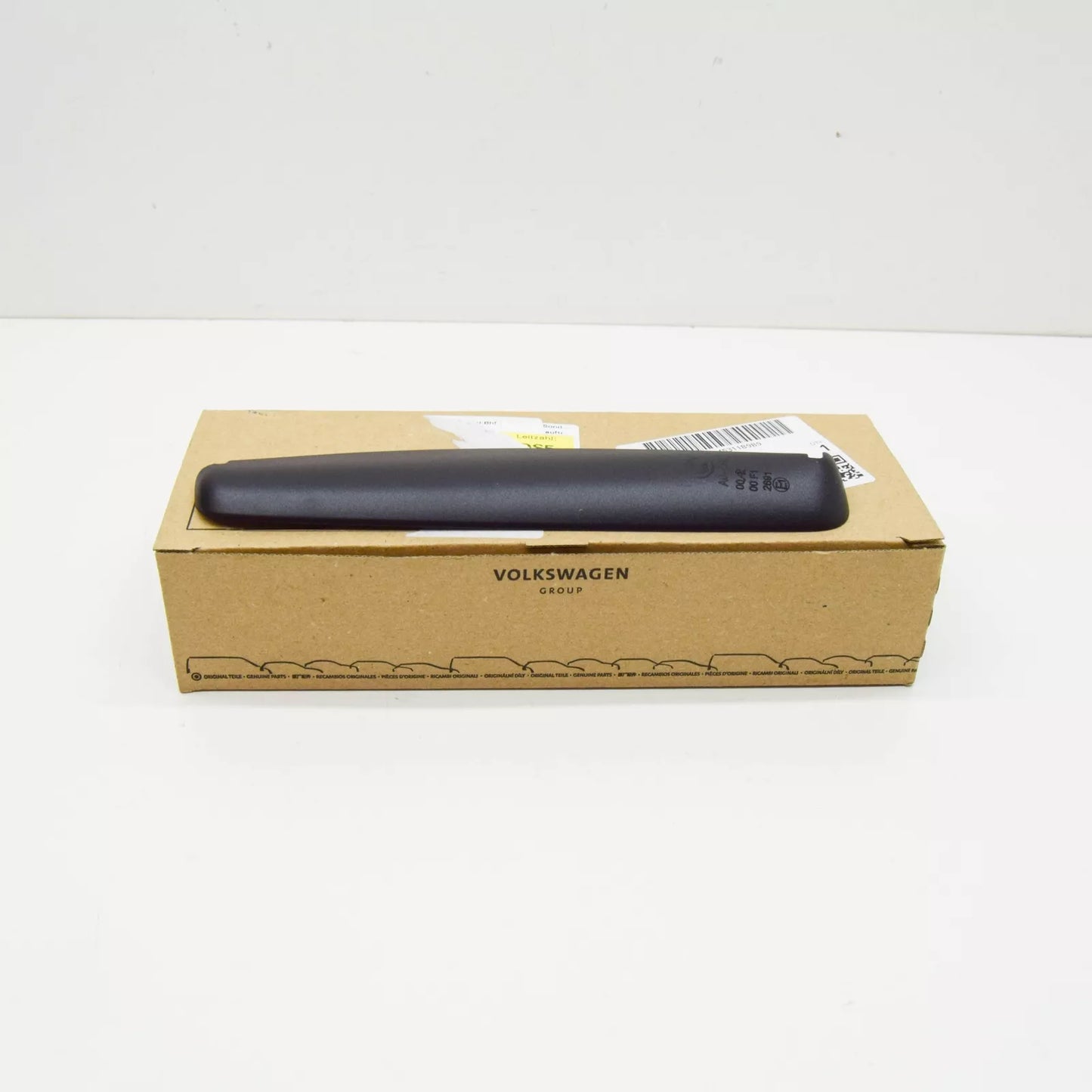 NEW VW GOLF VI 5K MK6 REAR LEFT INNER TAIL LIGHT TRIM 5K0945311B9B9 ORIGINAL