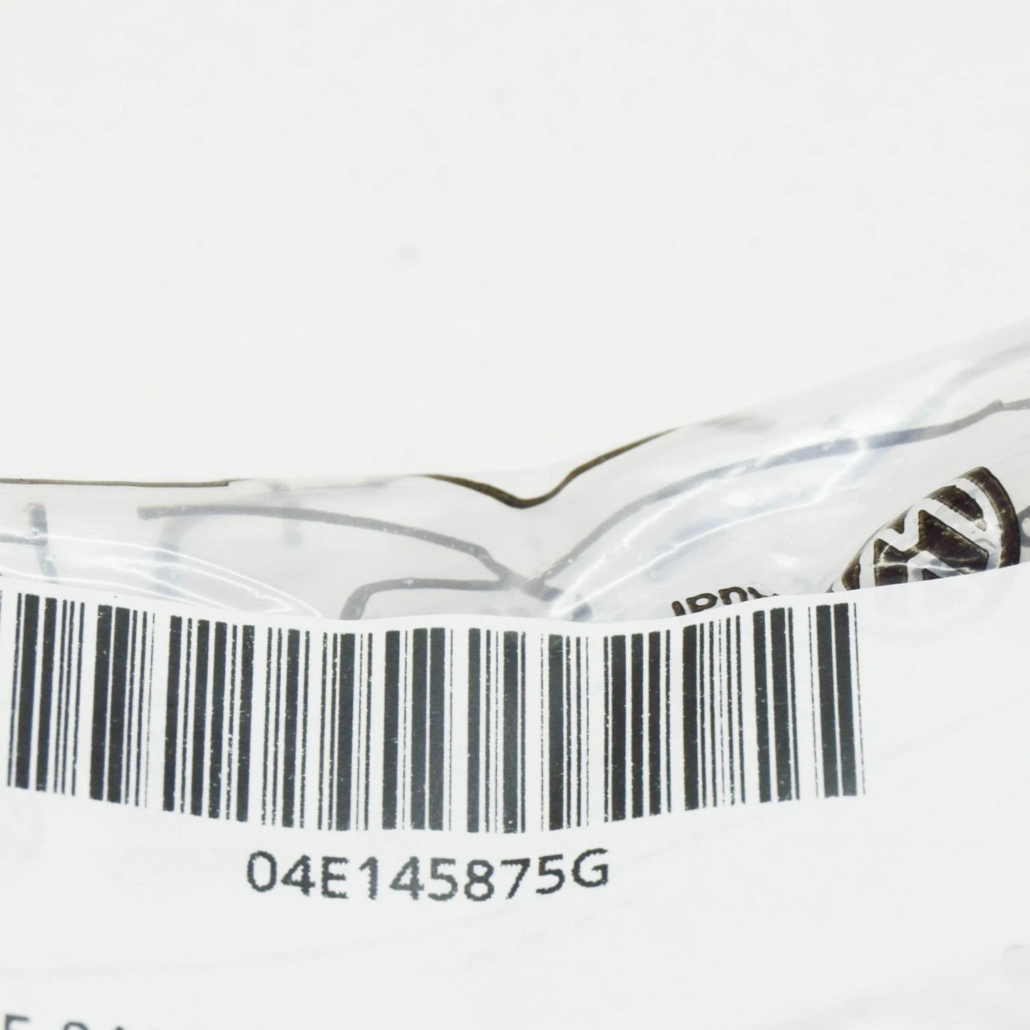 NEW VW POLO AW MK6 ENGINE PRESSURE PIPE BRACKET 04E145875G ORIGINAL