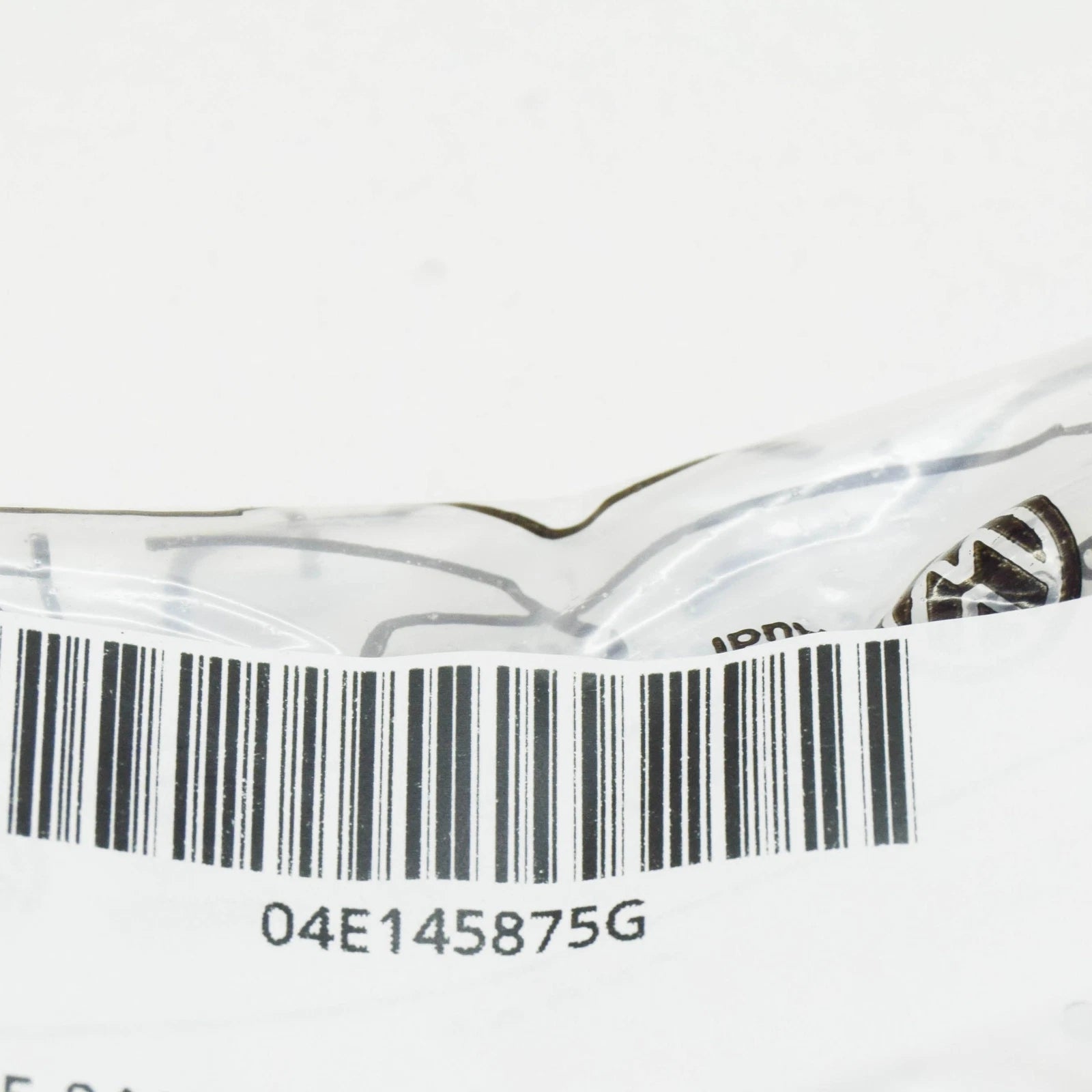 NEW VW POLO AW MK6 ENGINE PRESSURE PIPE BRACKET 04E145875G ORIGINAL