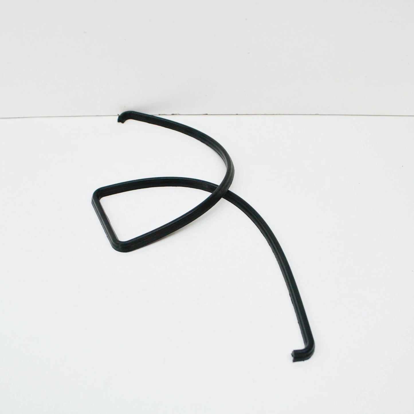 NEW BMW Z8 E52 ENGINE BEAUTY COVER GASKET 11121406744 1406744 ORIGINAL