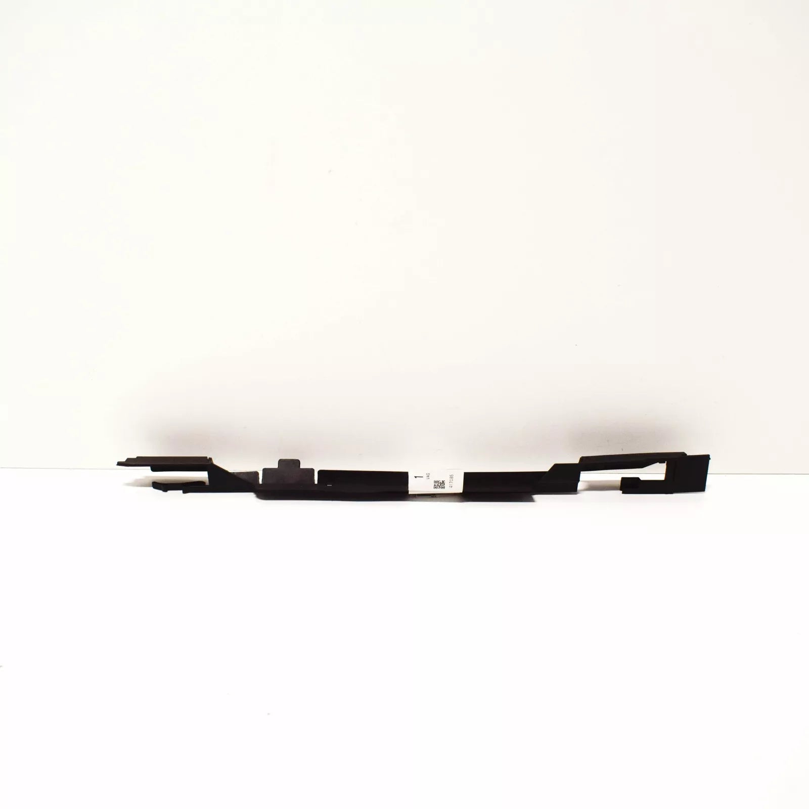 NEW VOLKSWAGEN GOLF MK7 LEFT RADIATOR SEALING STRIP 5G0121331H ORIGINAL