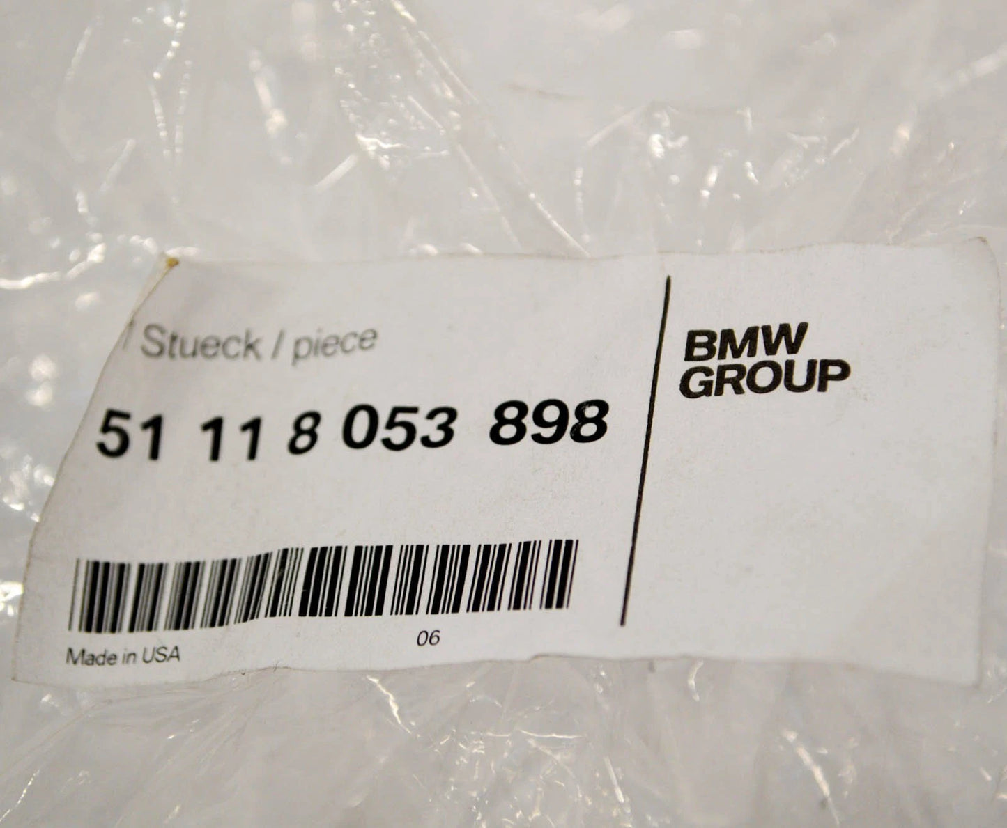 NEW BMW X5 SERIES F15 FRONT BUMPER LICENSE PLATE BRACKET 51118053898 ORIGINAL