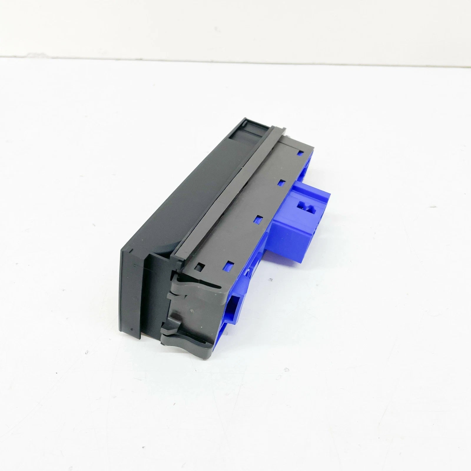 NEW VOLKSWAGEN PASSAT B7 PUSH BUTTON CONTROL PANEL RHD 3AC927238WHS