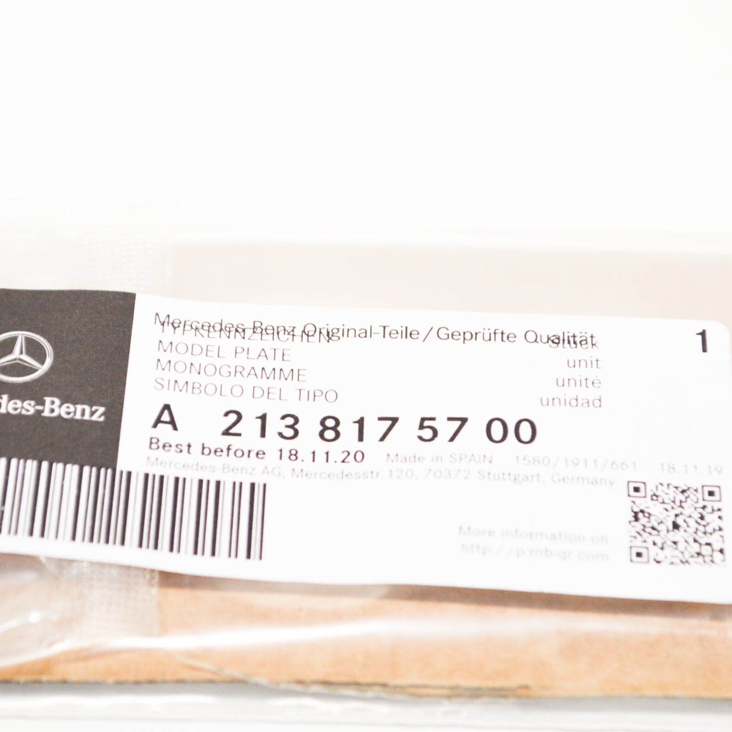 NEW MERCEDES-BENZ E-CLASS W213 REAR EMBLEM BADGE A2138175700 ORIGINAL