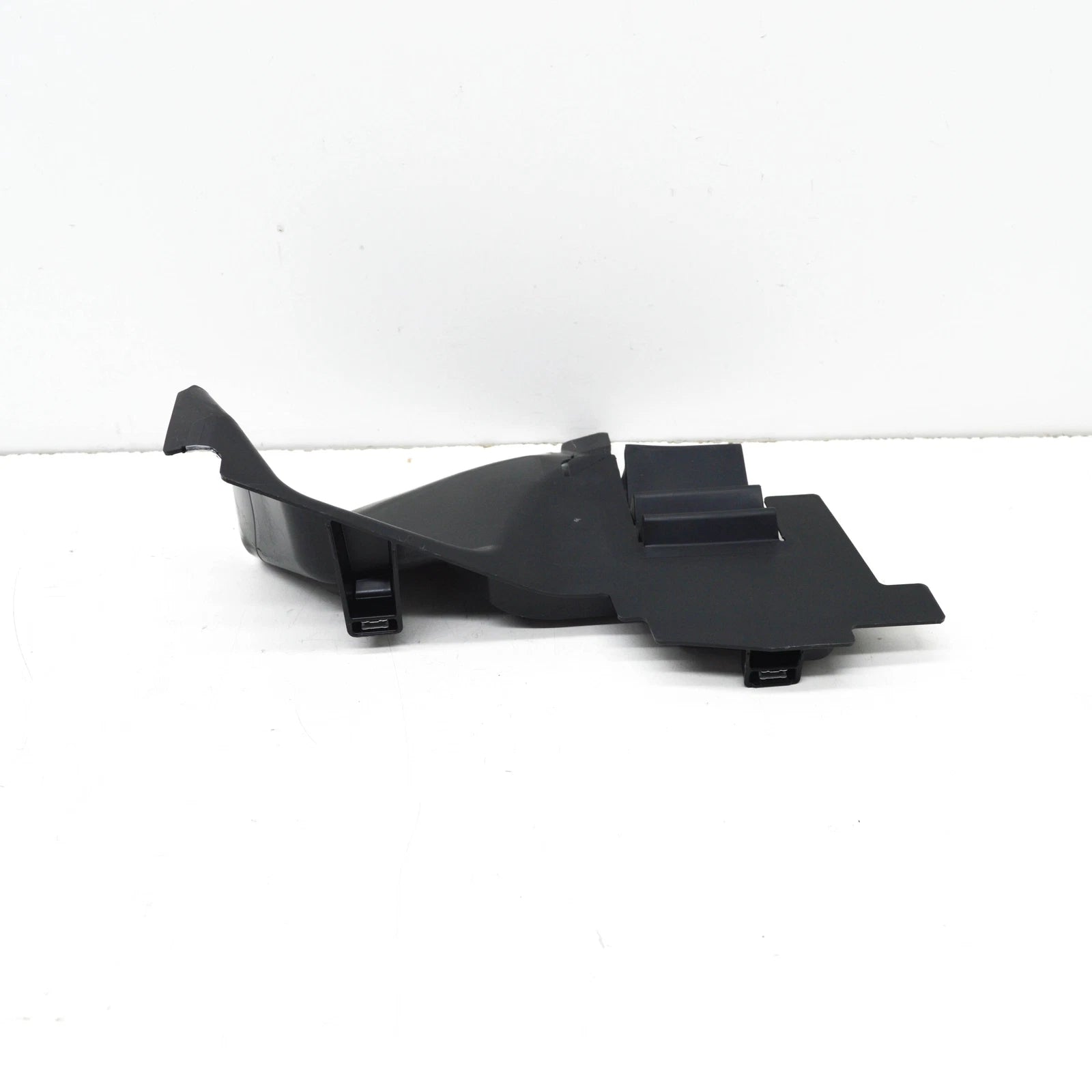 NEW AUDI A3 LIMOUSINE 8Y LEFT RADIATOR AIR DUCT 8Y0121283K ORIGINAL