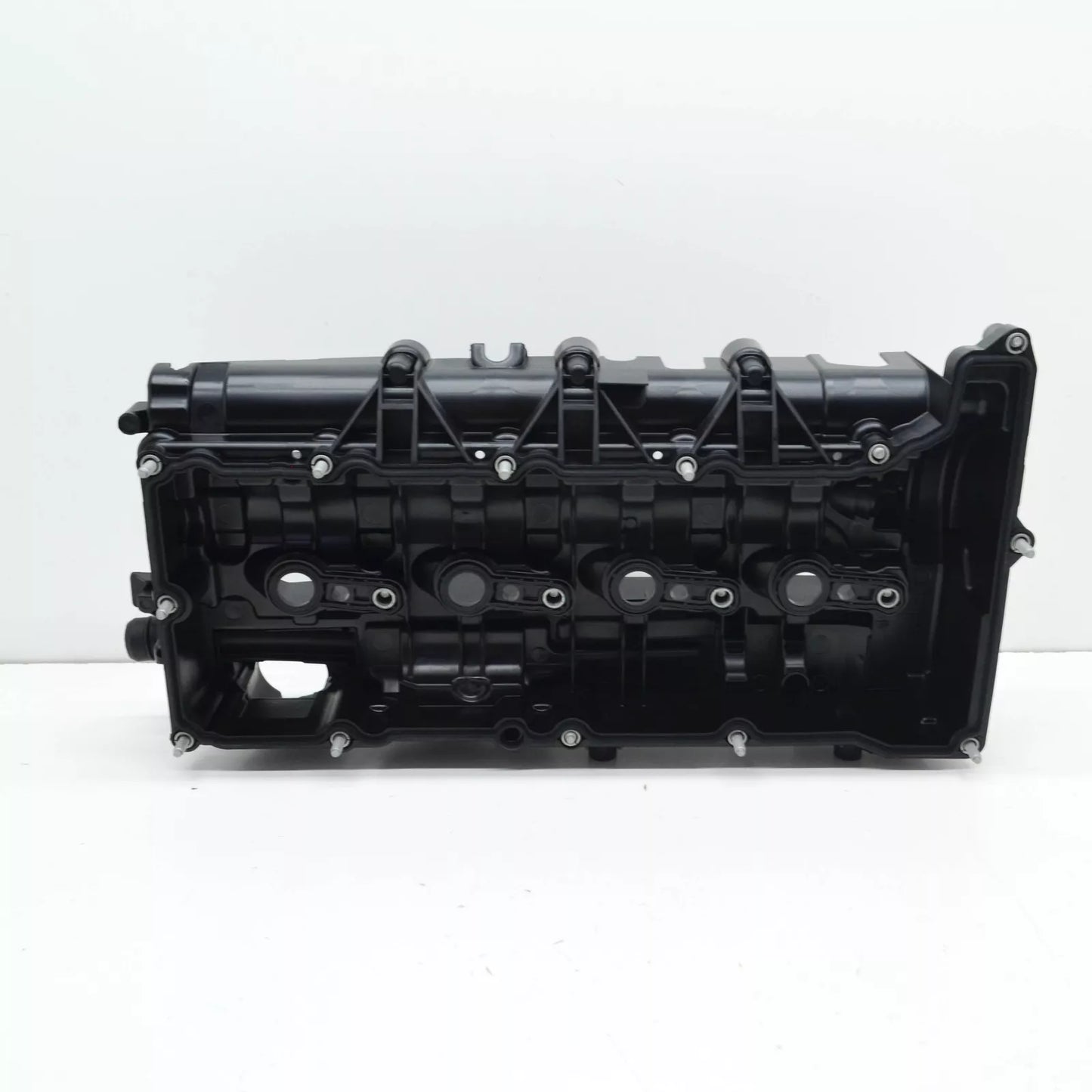 NEW BMW 1 F21 ENGINE CYLINDER HEAD VALVE COVER 11128589941 8589941 ORIGINAL