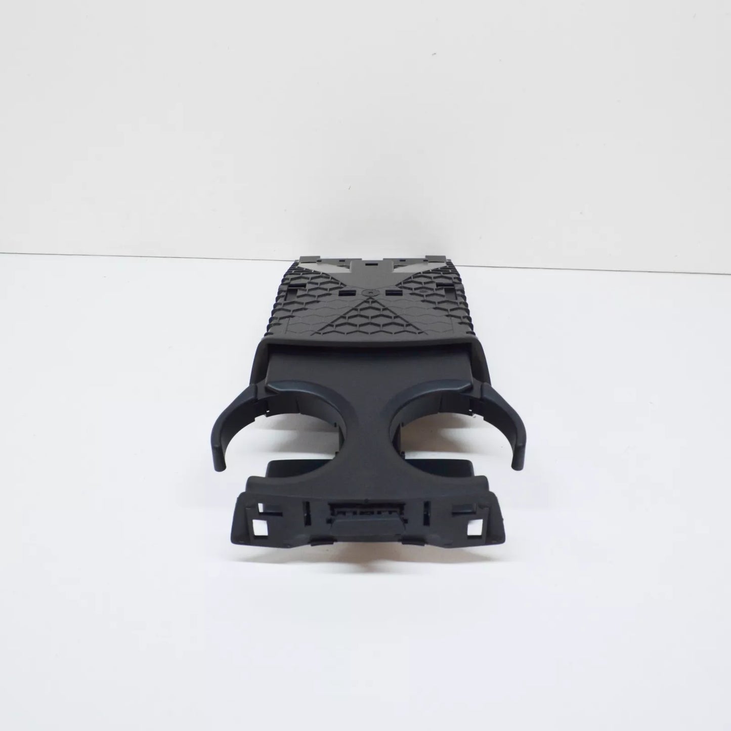 NEW BMW 7 F02 REAR ARMREST CENTER CUP HOLDER 52207228646 ORIGINAL