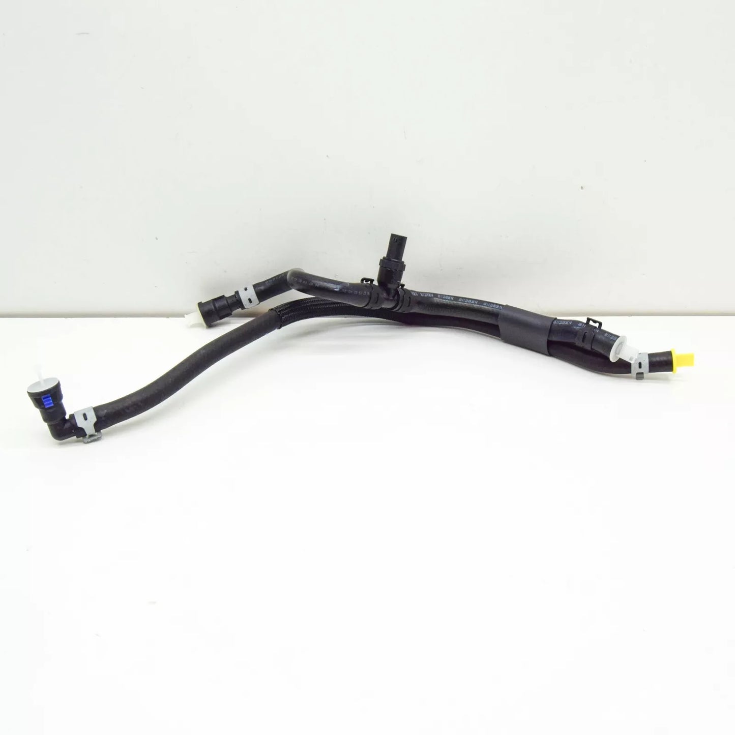 NEW AUDI A1 MK1 FUEL FILTER FUEL LINE 6R0130307H ORIGINAL