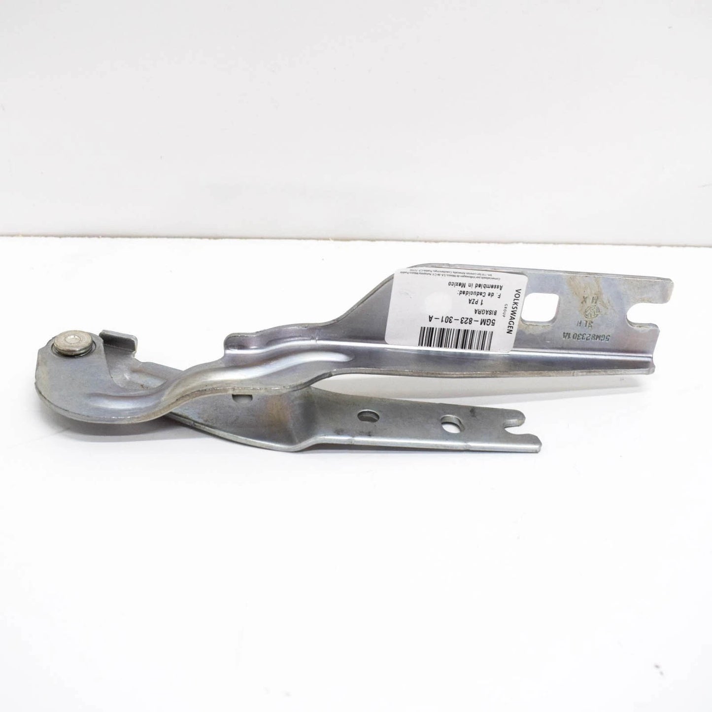 NEW VOLKSWAGEN GOLF MK7 5G FRONT RIGHT BONNET HOOD HINGE 5GM823302A ORIGINAL